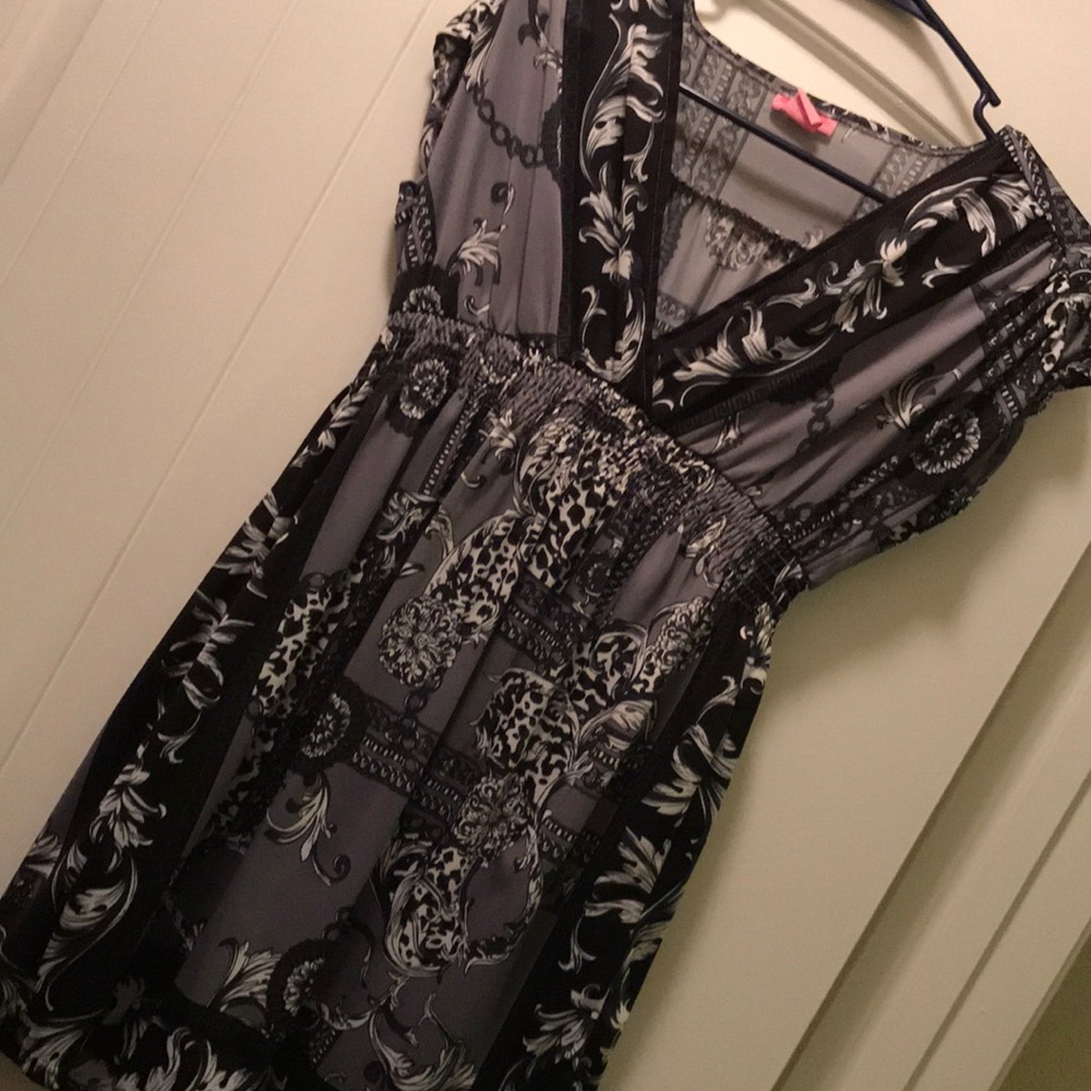 Patterned dress
